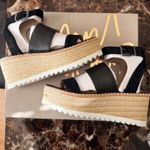 Crown Vintage Black Espadrille Platform Sandals